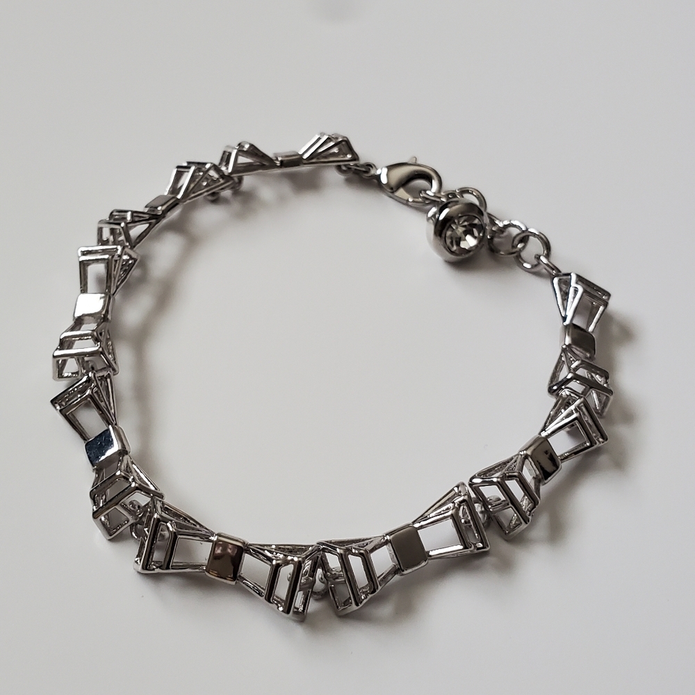 Ted Baker Daena Deco Bow Frame Bracelet